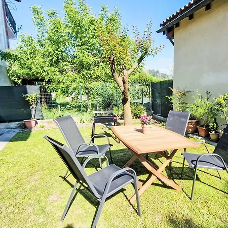 בית נופש Sky & By Interhome Arizzano